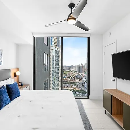 New Luxurious Apartment Floor 35Th - Miami'S Heart